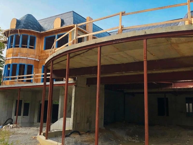 Steel Columns services by Konstruction Group in Toronto